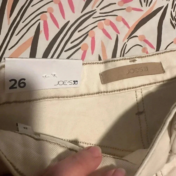 Joes jeans the pleaded short NWT size 26 - Picture 2 of 5